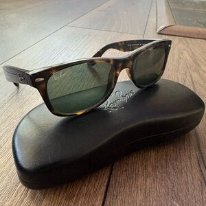 Ray-Ban Tortoise Shell Sunglasses